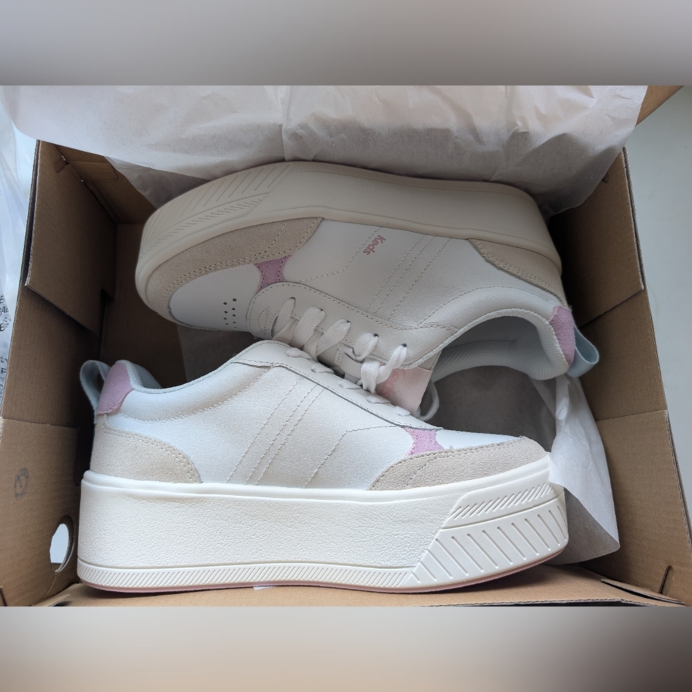 Skechers Women's White and Pink Platform Sneakers